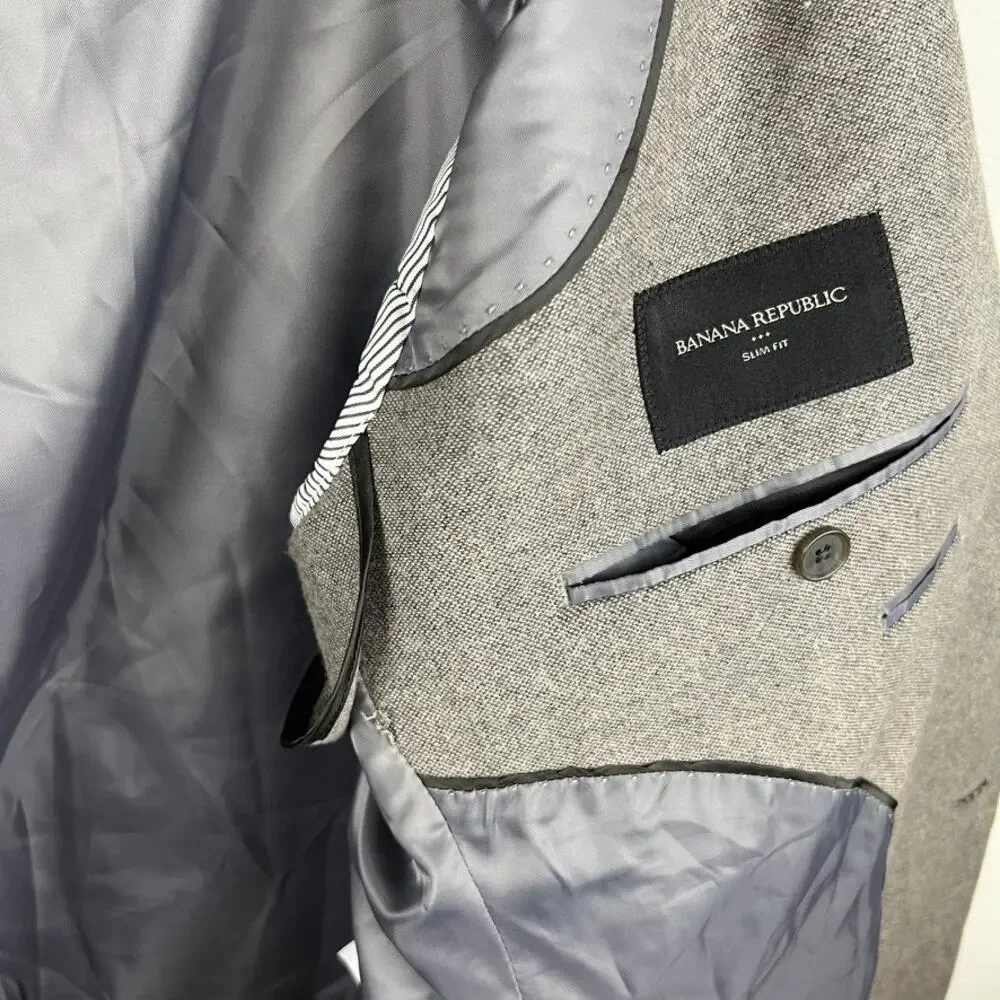 Banana Republic elevate your